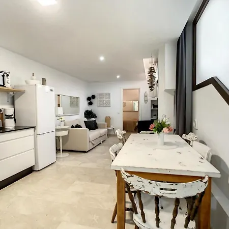 Casa Coco Semisotano Con Encanto Apartment *